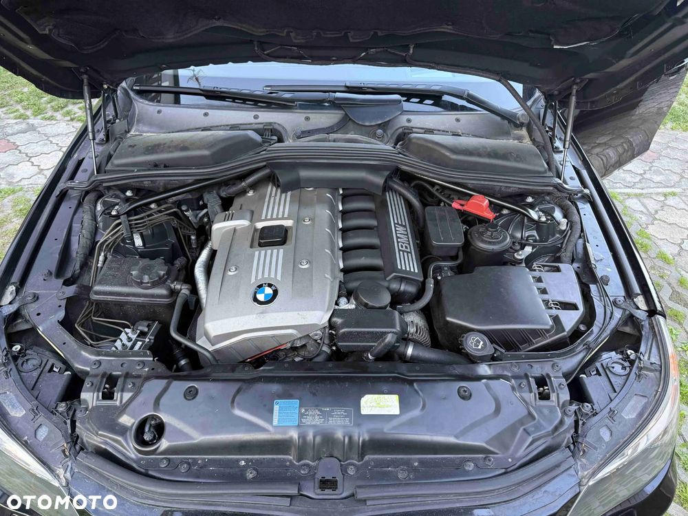 BMW Seria 5 530i - 10