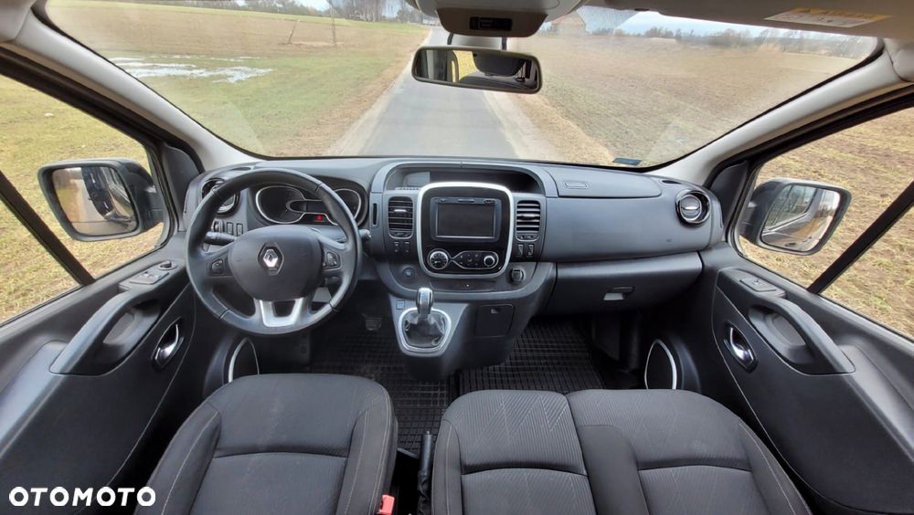 Renault Trafic - 13