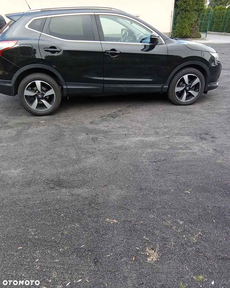 Nissan Qashqai - 10
