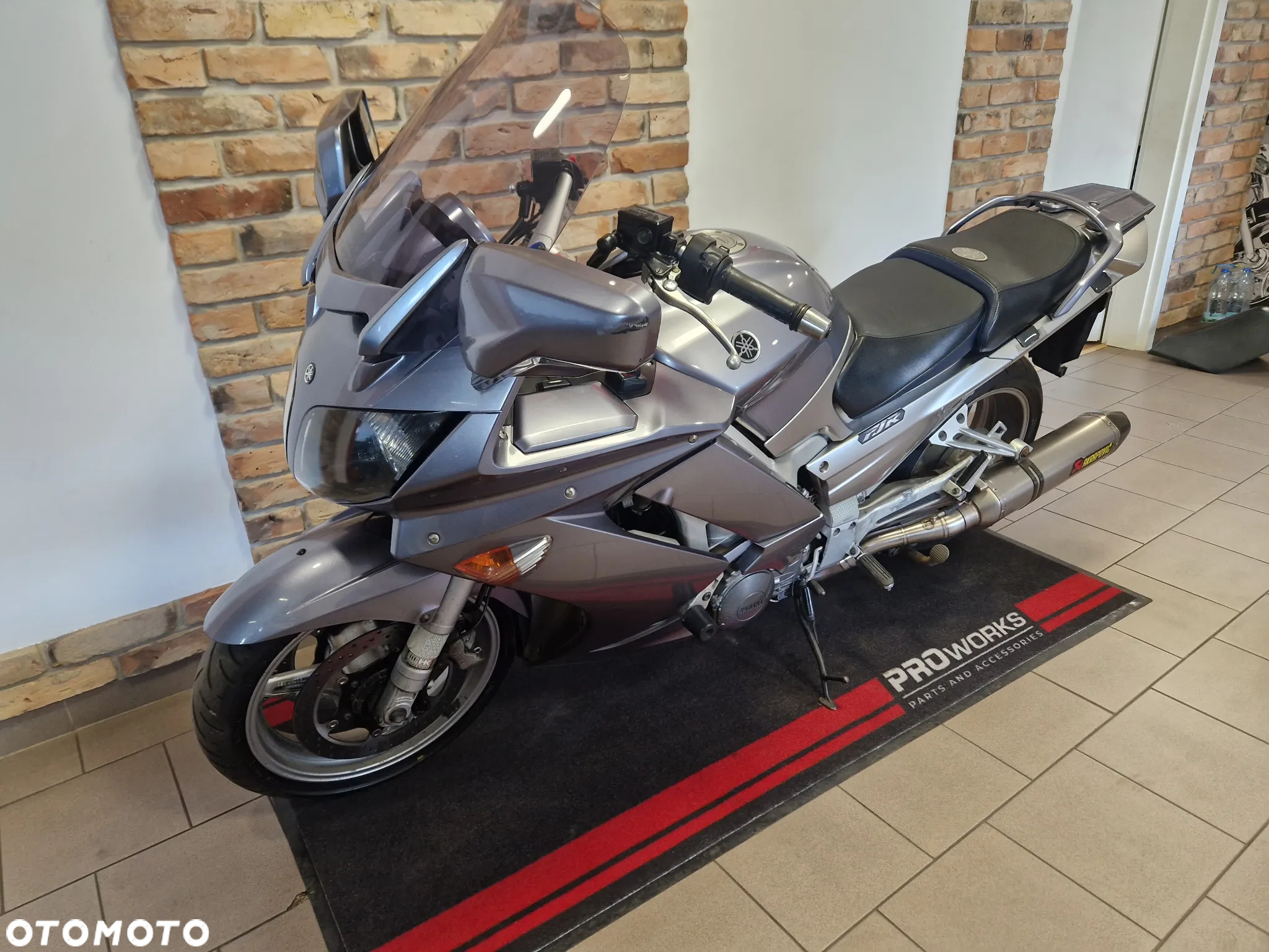 Yamaha FJR - 4