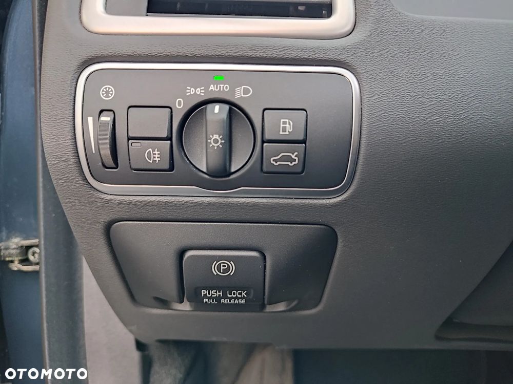 Volvo V70 D5 Geartronic Edition - 25