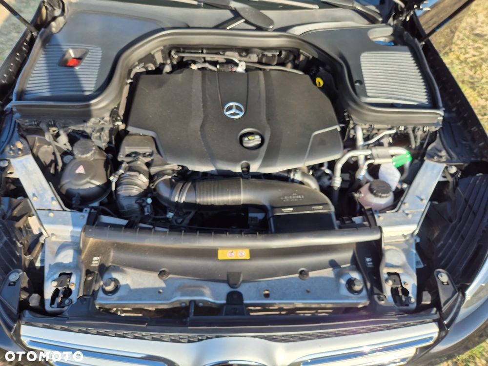 Mercedes-Benz GLC 250 d 4Matic 9G-TRONIC AMG Line - 30