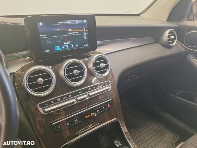 Mercedes-Benz GLC - 13