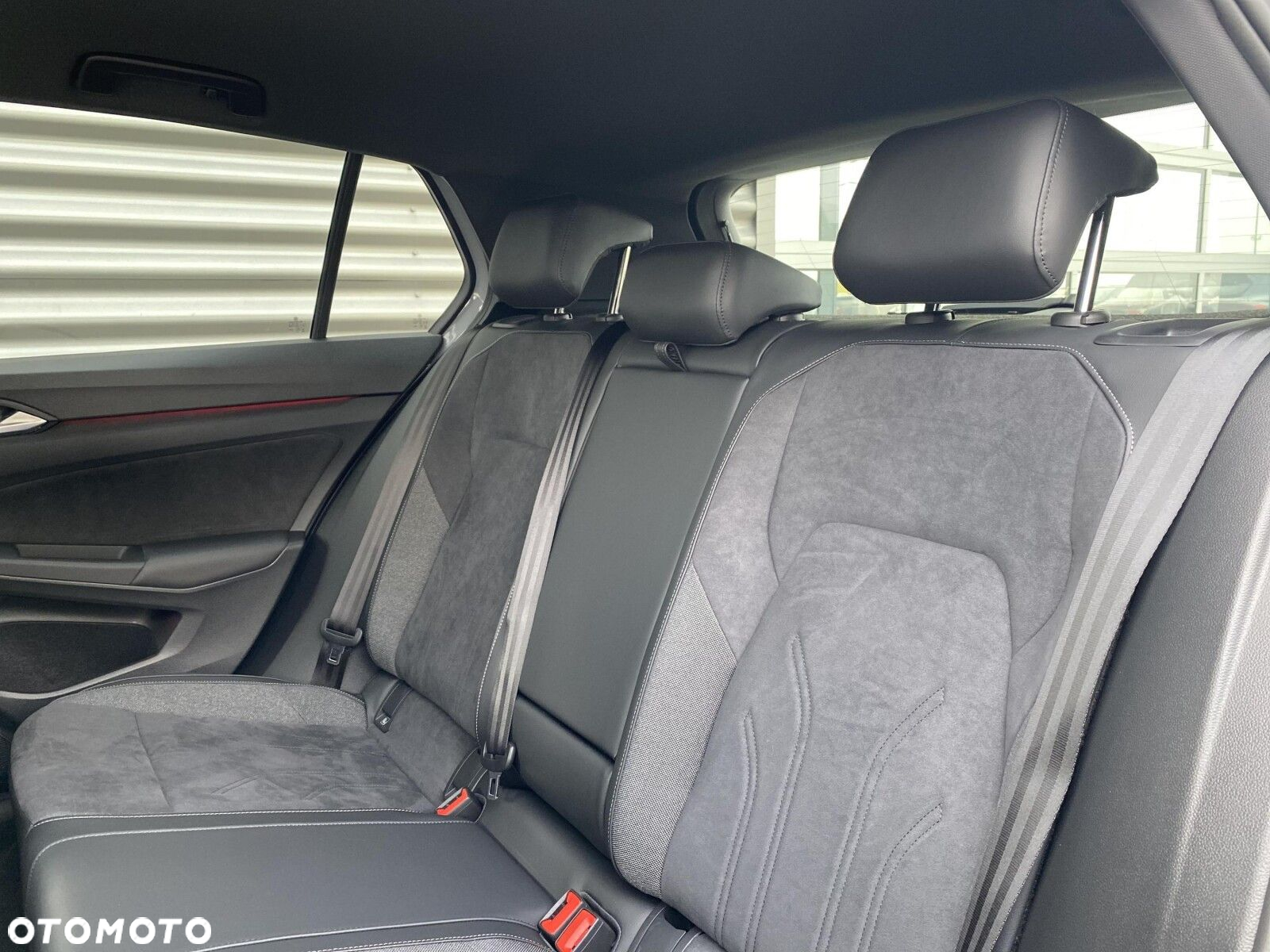 Volkswagen Golf - 16