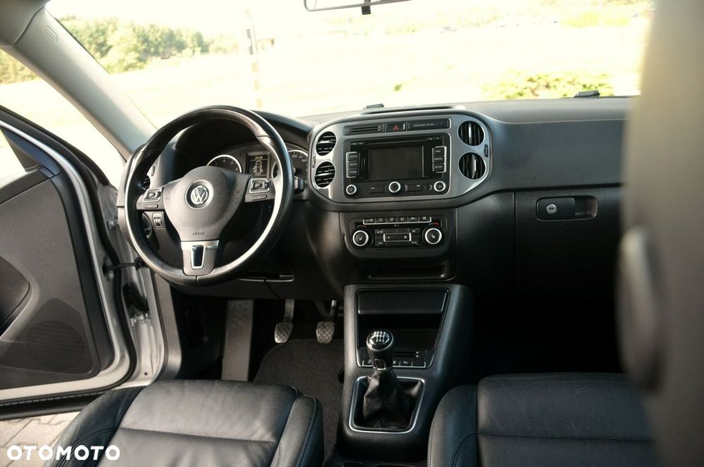 Volkswagen Tiguan - 16