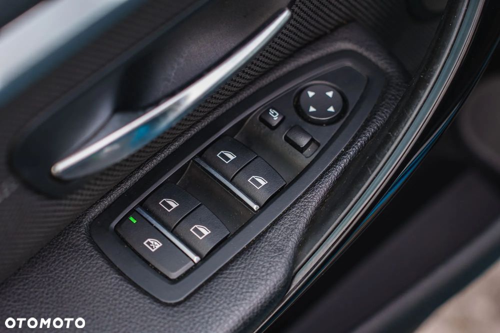 BMW Seria 4 420d Gran Coupe Sport Line - 13