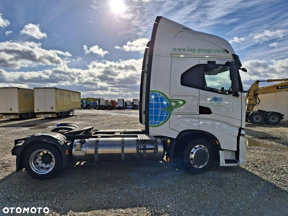 Iveco As 440 - 4