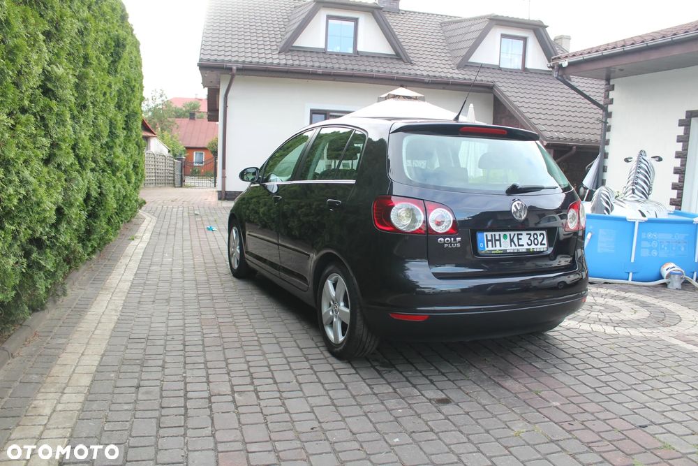Volkswagen Golf Plus - 9