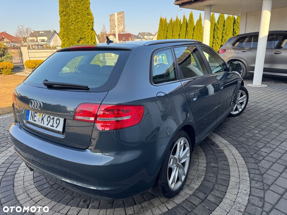 Audi A3 Sportback 2.0 TDI DPF (DSG) S tronic Attraction - 6