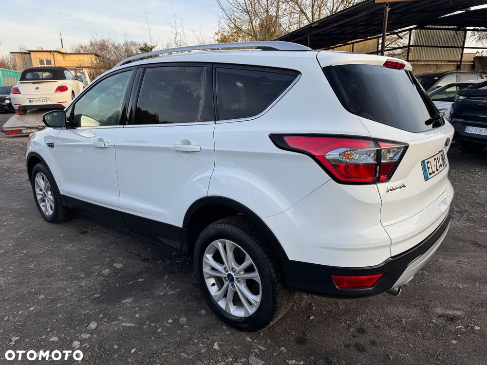 Ford Kuga - 4