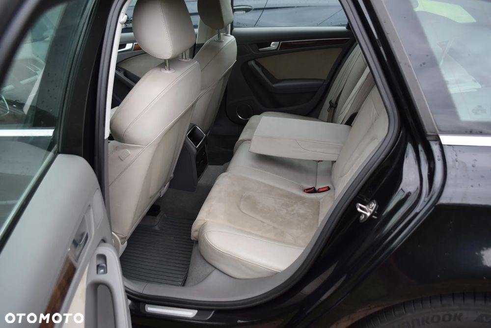 Audi A4 Avant - 16