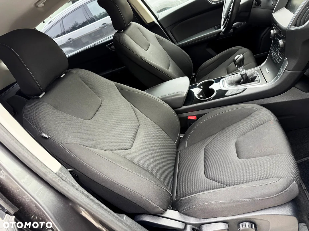 Ford S-Max 2.0 TDCi Titanium - 36