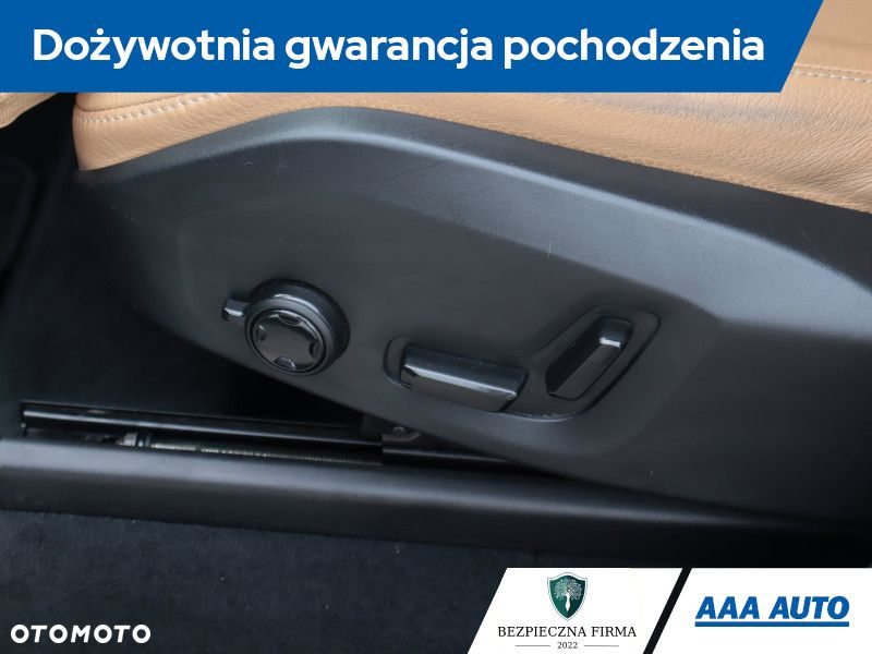Volvo XC 90 - 20