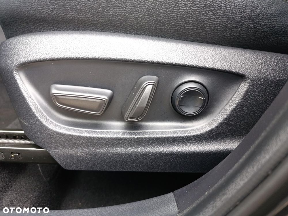 Toyota C-HR 1.8 Hybrid Executive - 13