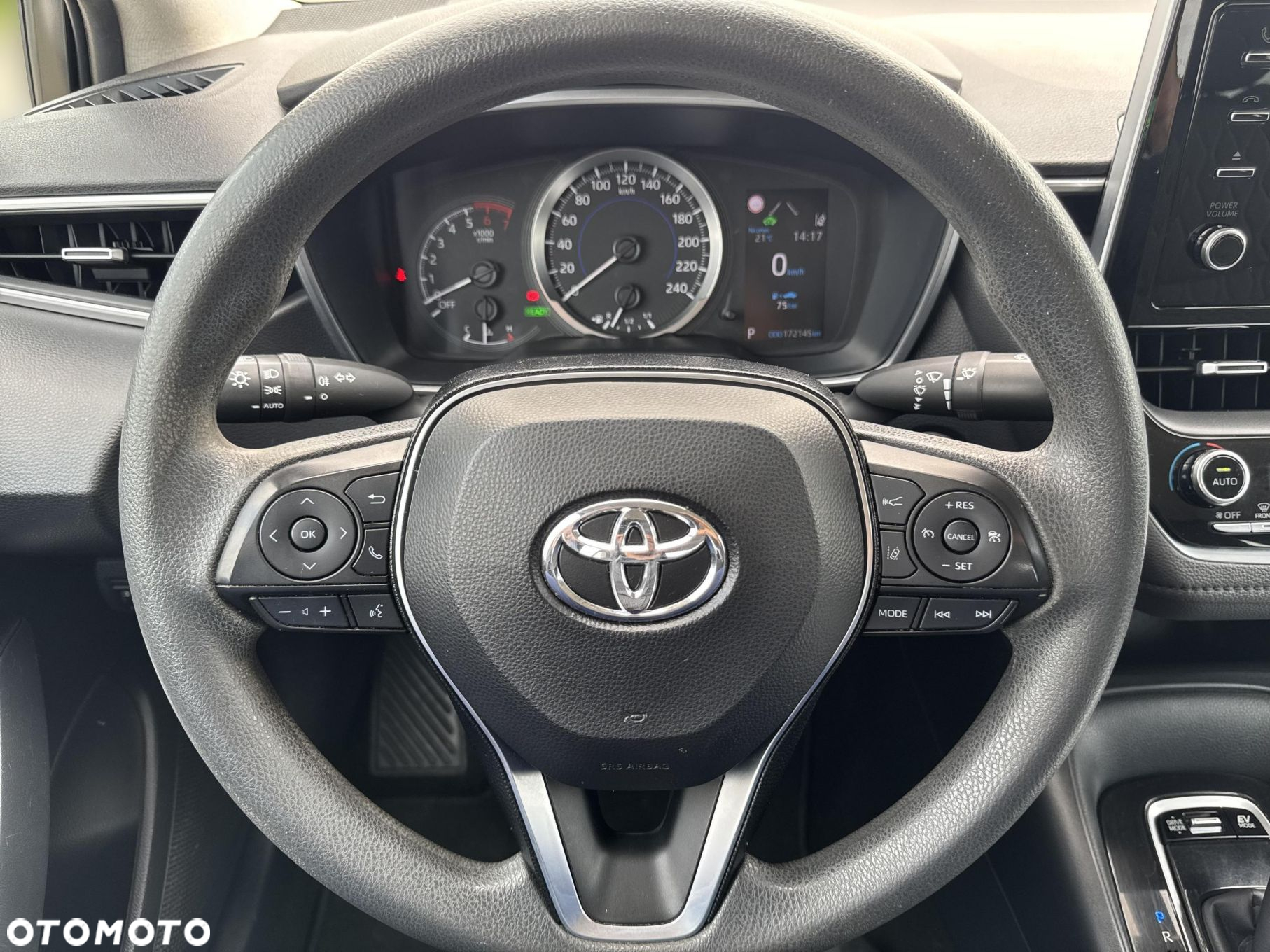 Toyota Corolla - 16