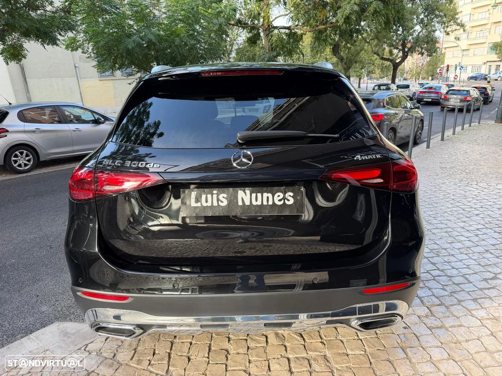 Mercedes-Benz GLC 300 de 4Matic - 12