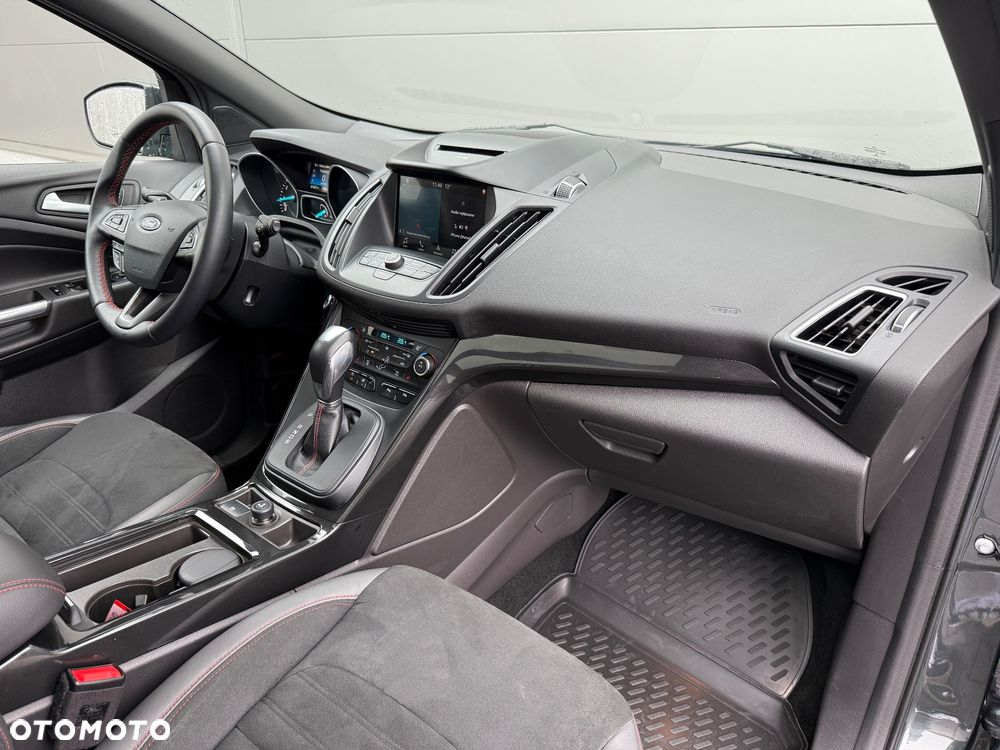 Ford Kuga 1.5 EcoBoost 4x4 ST-Line - 29