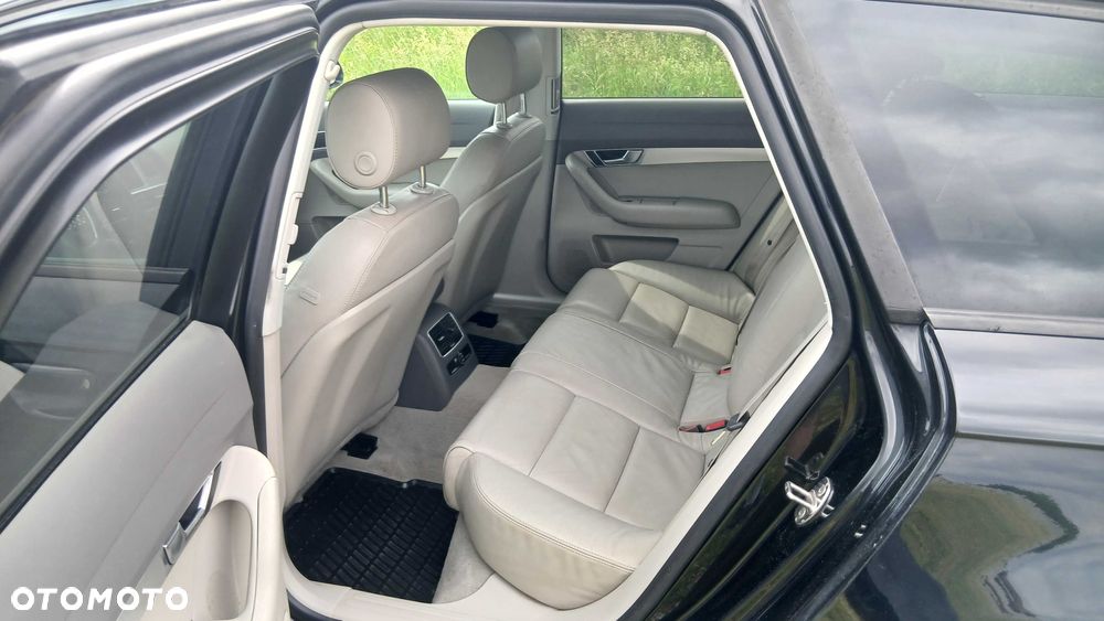 Audi A6 Avant - 8