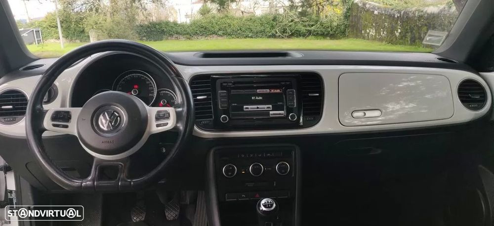 VW New Beetle 1.6 TDi Design - 23