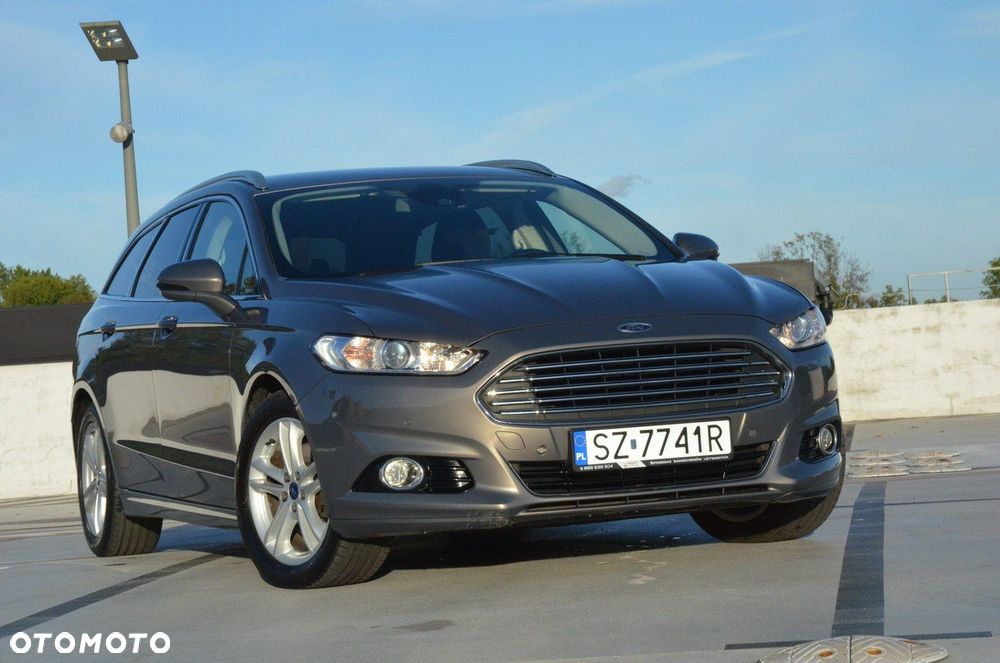 Ford Mondeo 2.0 TDCi Titanium PowerShift - 4
