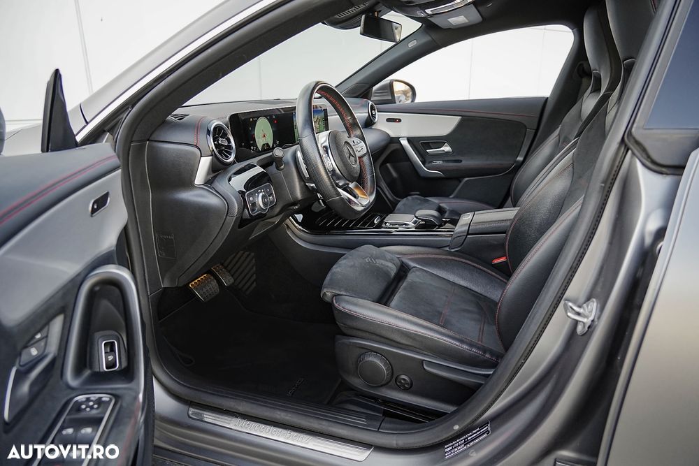 Mercedes-Benz CLA 180 7G-DCT AMG Line - 17