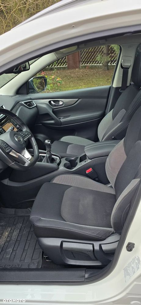 Nissan Qashqai 1.3 DIG-T Visia - 8