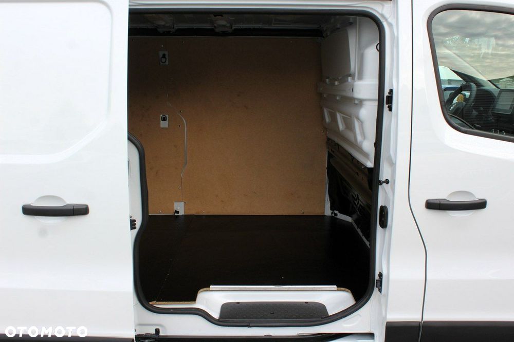 Renault Trafic - 8