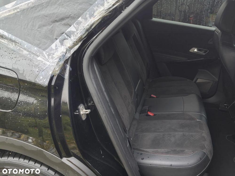 DS Automobiles DS 7 Crossback 2.0 BlueHDi Performance Line + - 13