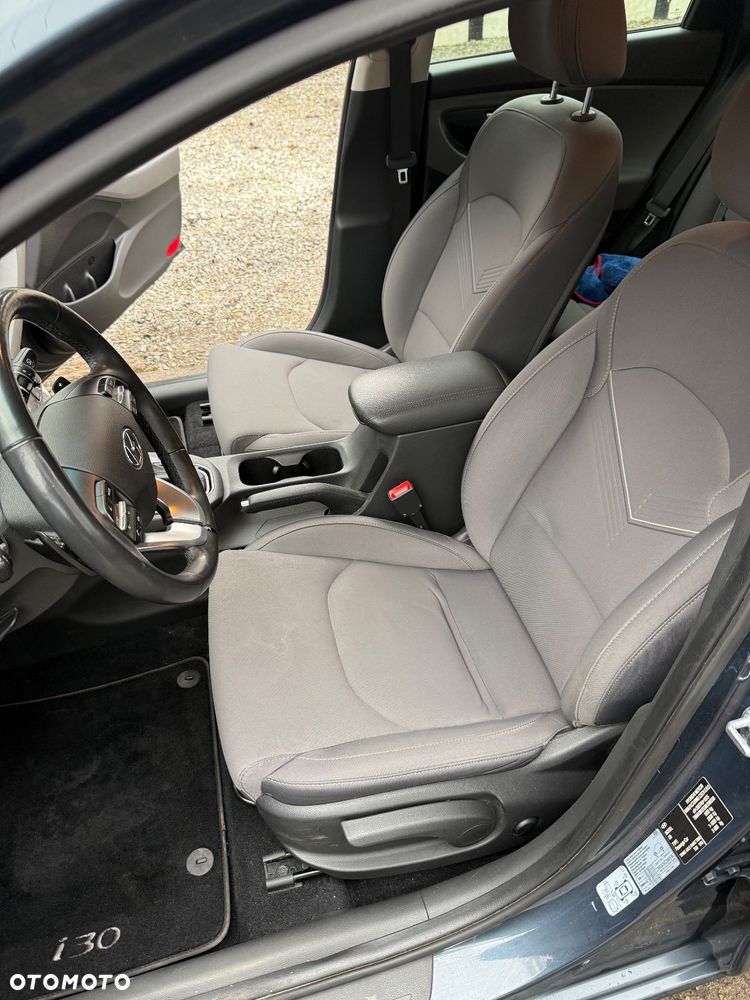 Hyundai i30 1.5 T-GDI 48V Premium DCT - 16