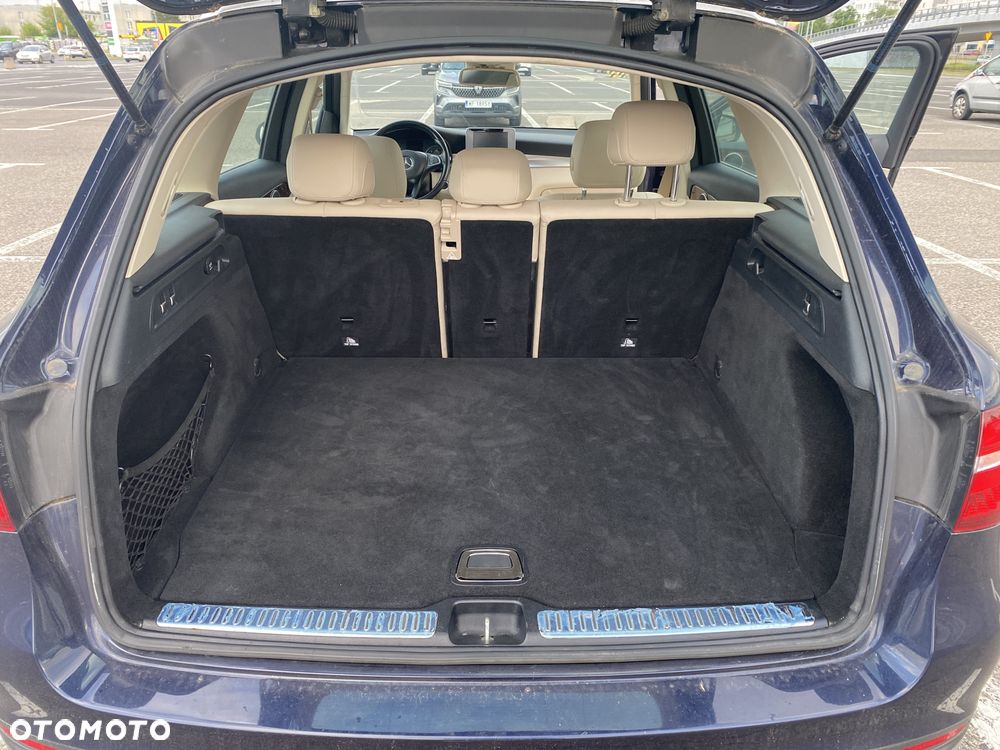 Mercedes-Benz GLC - 17