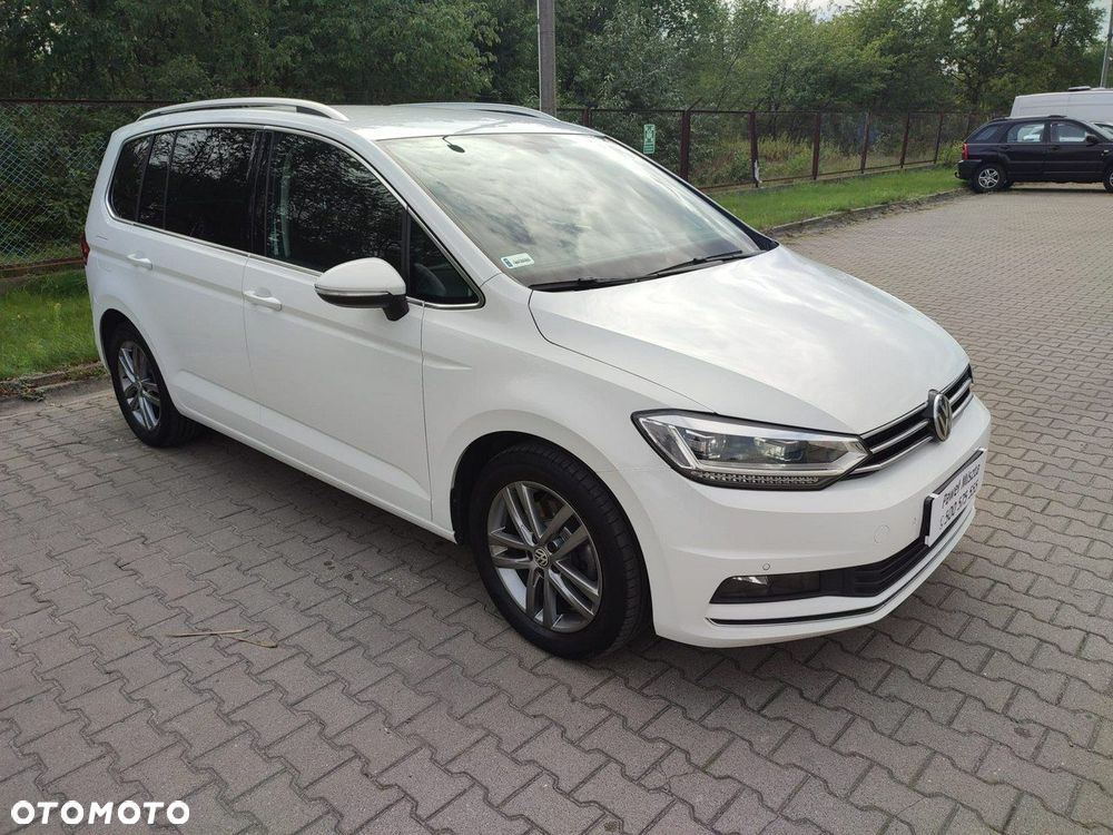 Volkswagen Touran - 14