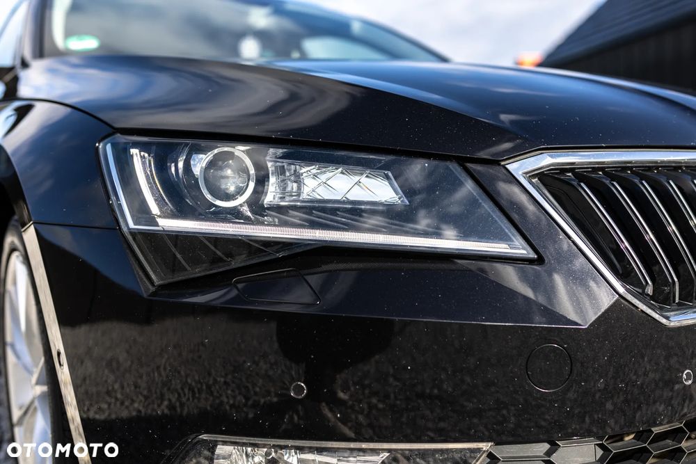 Skoda Superb 2.0 TDI DSG Style - 18