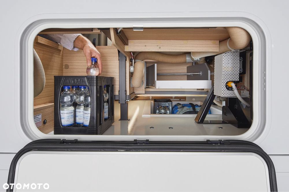 Carthago I 470 RB-LE "K" lightweight 3.5 t / Mercedes - 15