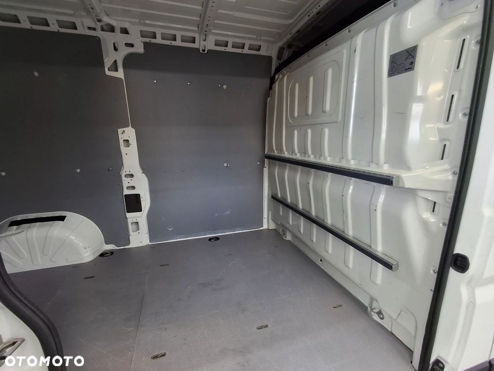 Peugeot Boxer 2020 Rok Furgon VAN L2H2 Kamera Cofania Nawigacja Fabryczna TomTom Światła LED Klimatyzacja Automatyczna Tempomat Niski Przebieg - 15