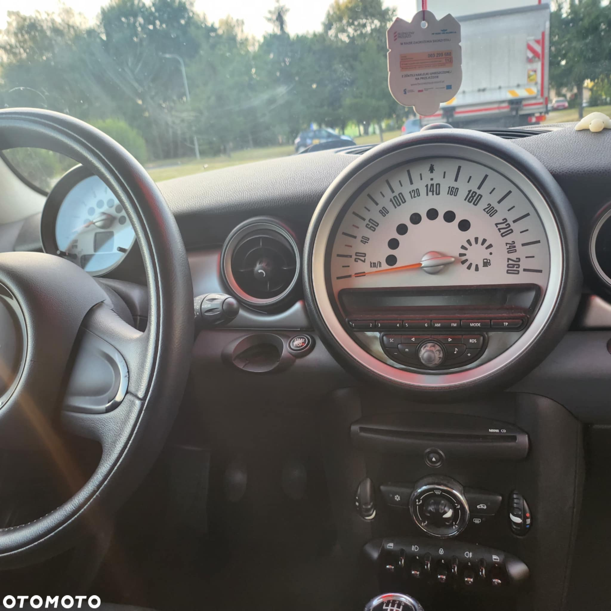 MINI ONE Standard - 19
