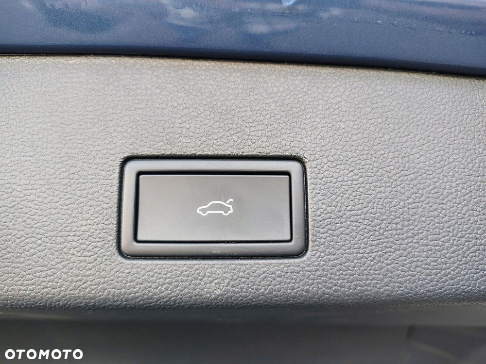Volkswagen Golf Variant - 12