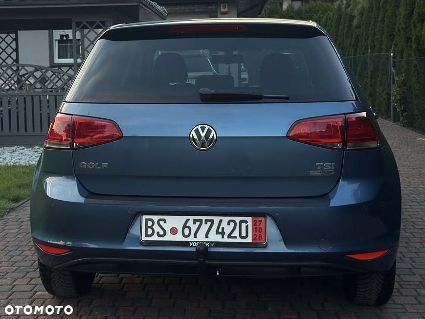 Volkswagen Golf - 6