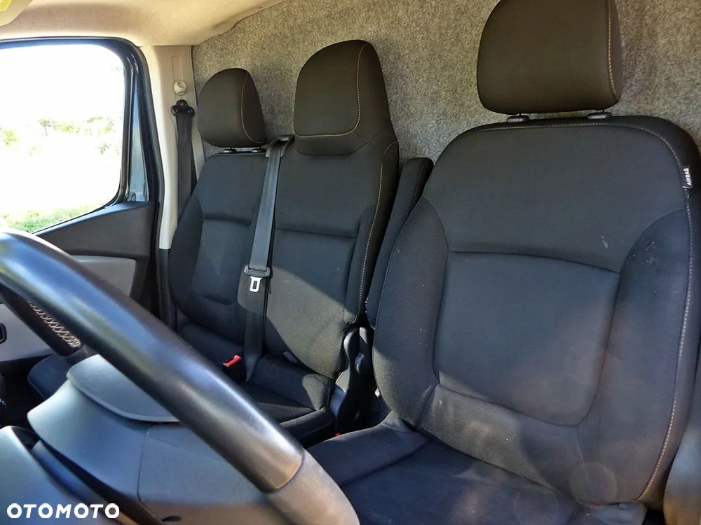 Renault Trafic - 24