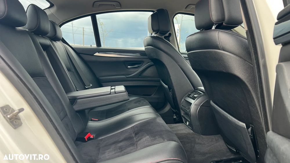 BMW Seria 5 525d xDrive - 7