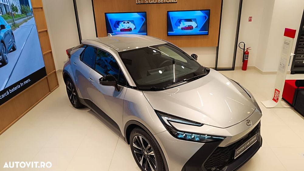 Toyota C-HR - 8