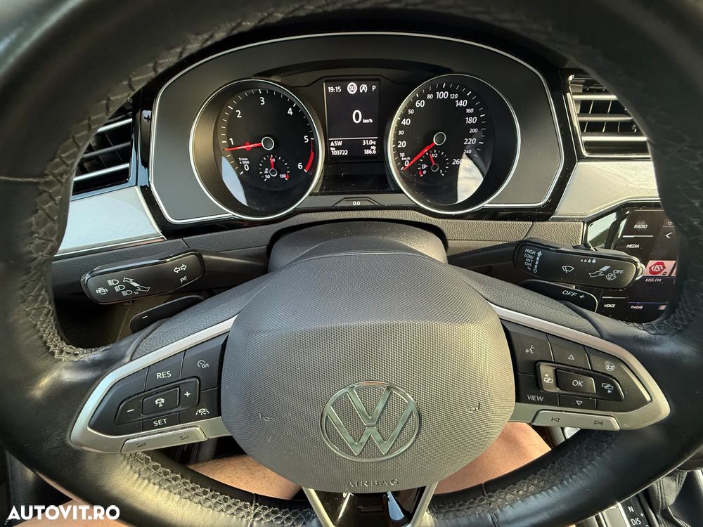 Volkswagen Passat 2.0 TDI DSG Comfortline - 8