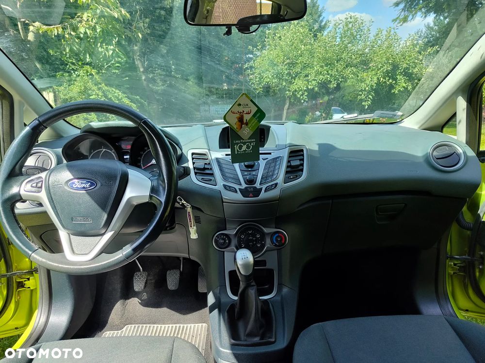 Ford Fiesta - 6