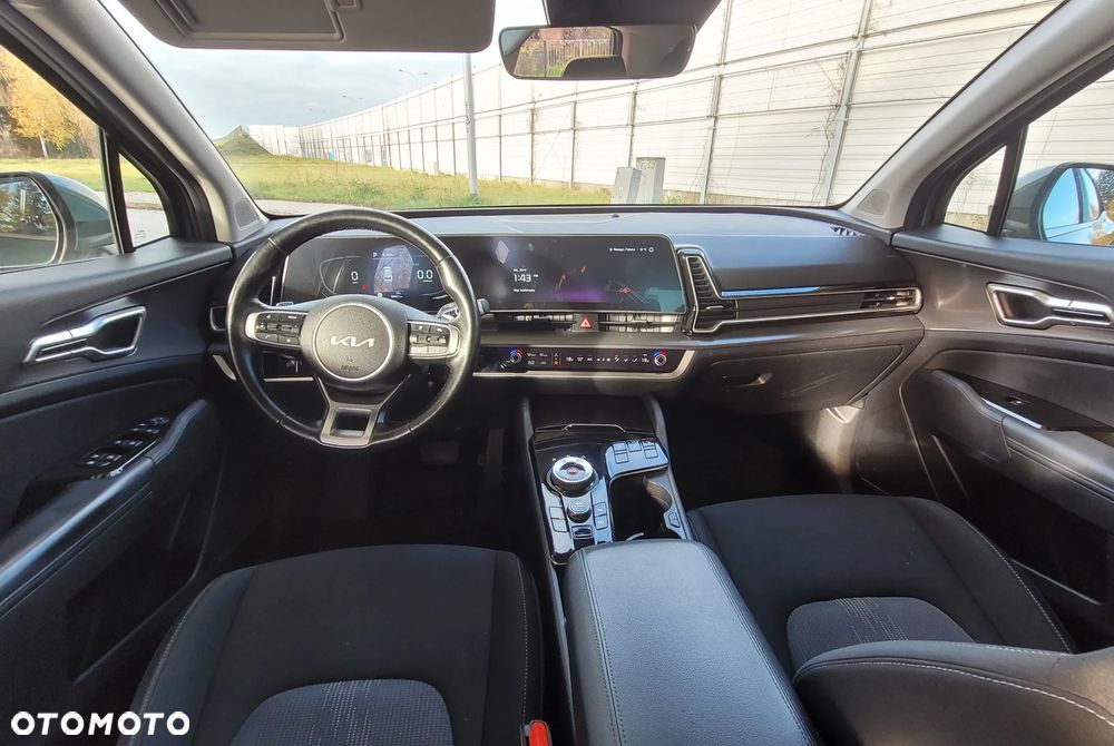 Kia Sportage 1.6 T-GDI MHEV Business Line 4WD DCT - 17