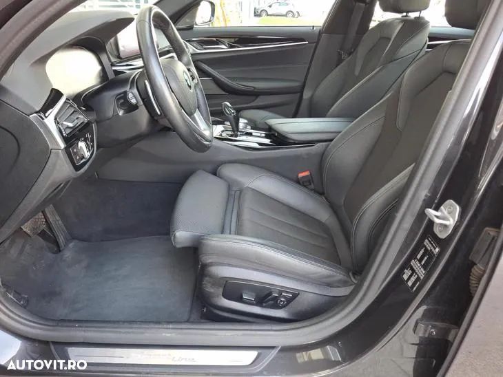 BMW Seria 5 520d Aut. Luxury Line - 12