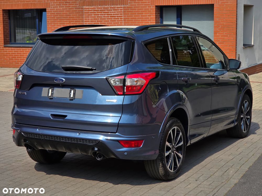 Ford Kuga 1.5 EcoBoost 2x4 ST-Line - 3
