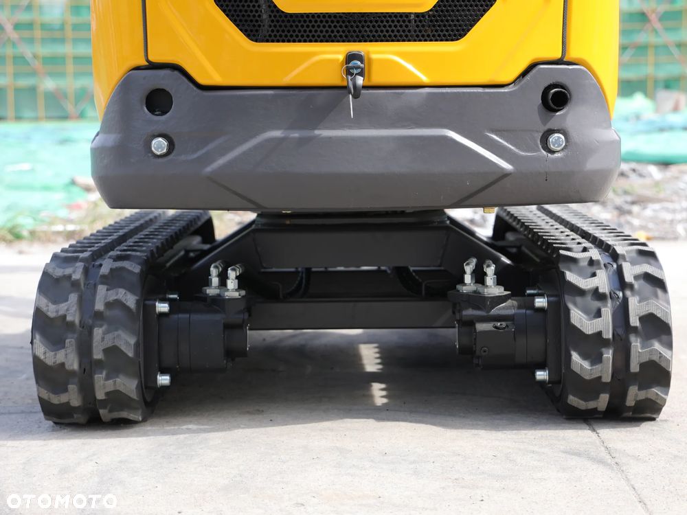 Inny Minikoparka Sylcar SC16SK - 10