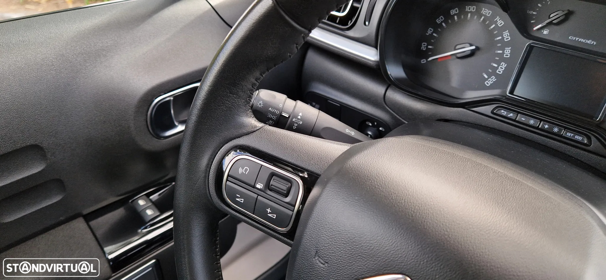 Citroën C3 1.2 PureTech Shine - 13