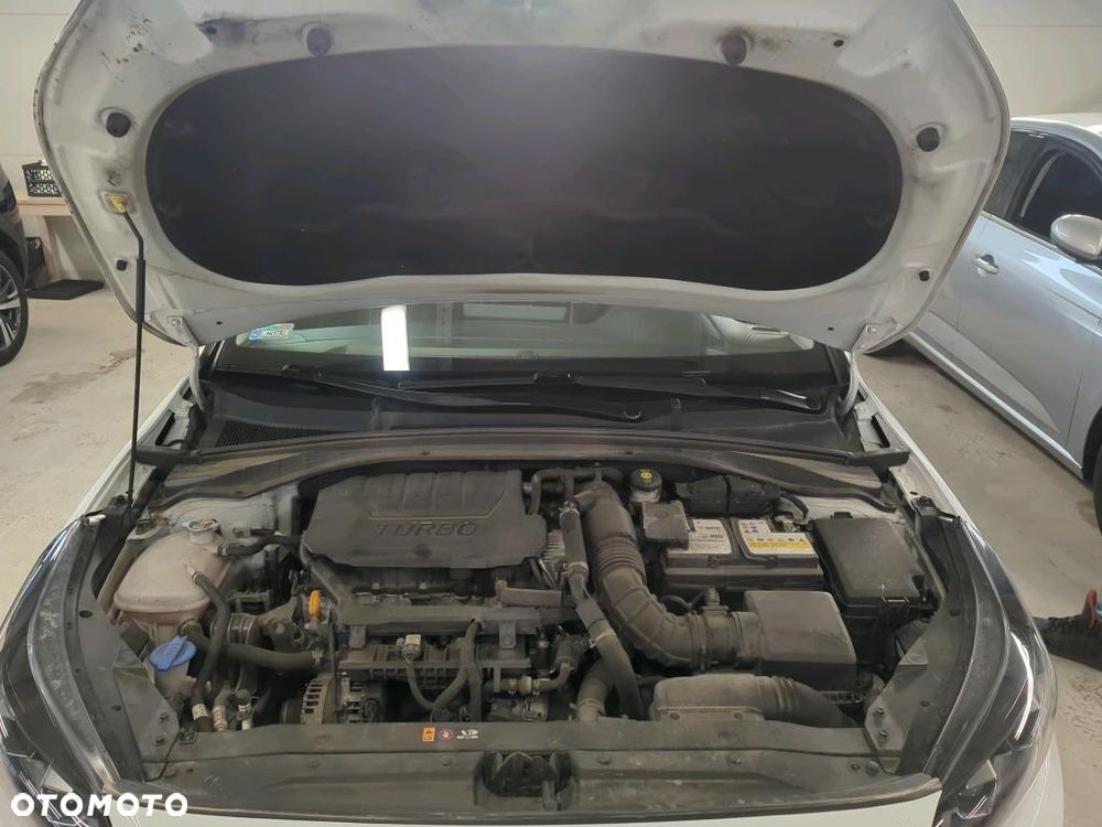 Kia Ceed 1.5 T-GDI Business Line Plus DCT - 10