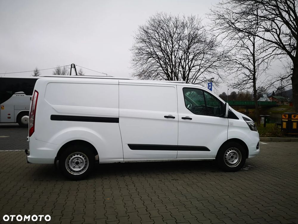 Ford Transit Custom - 8