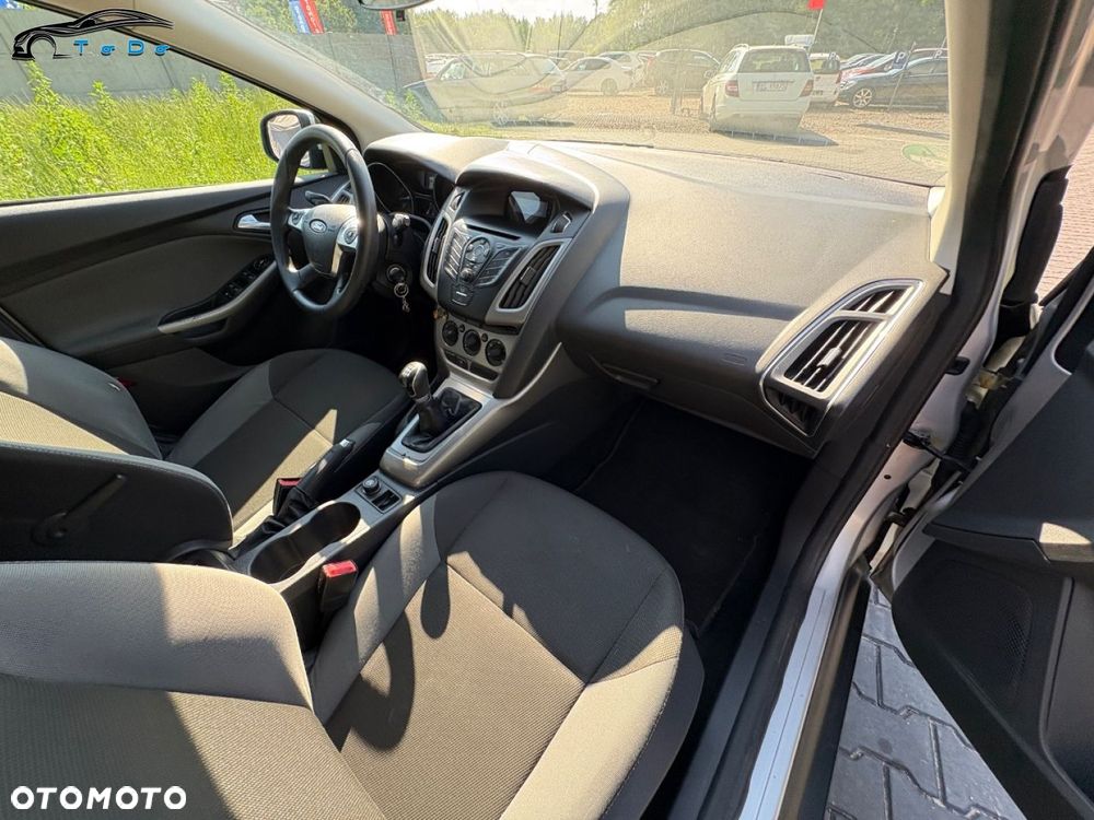 Ford Focus 1.6 Titanium - 31